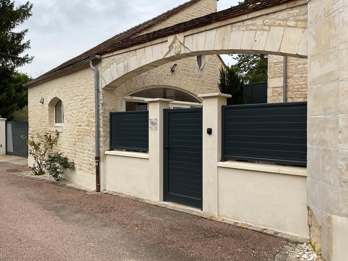 Logis Du Faubourg Petite Maison De Charme, Tranquille, Calme Et Lumineuse Val-de-Mercy Exterior photo